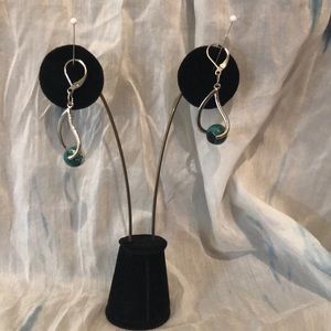 Twisted silver with green agate stones